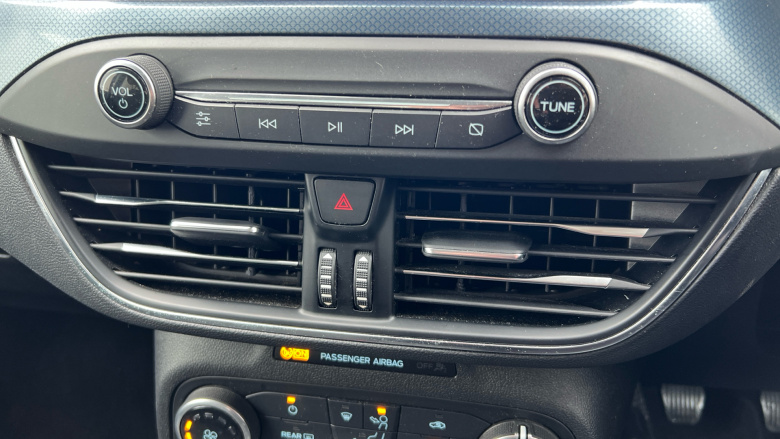 Ford Focus 1.0 EcoBoost Hybrid mHEV 125 Active Edition 5dr Petrol Hatchback